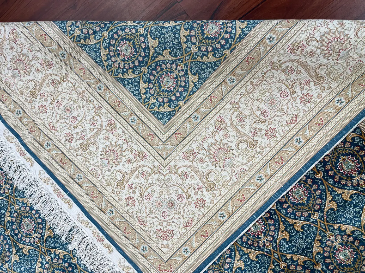 Very Fine Sino Tabriz Silk Rug - Image 5