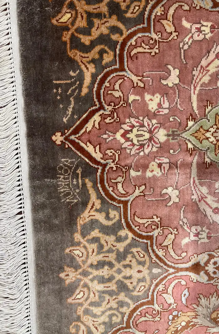 Extremely Fine Silk Persian Qum Rug/Carpet - Image 4