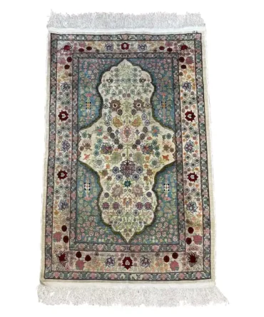 Very Fine Turkish Hereke Silk Rug/Carpet