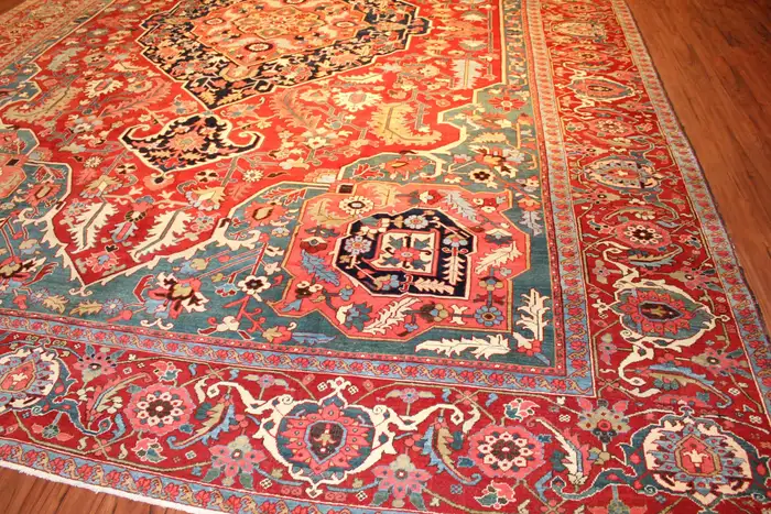 Antique Heriz Serapi Carpet/Rug - Image 8