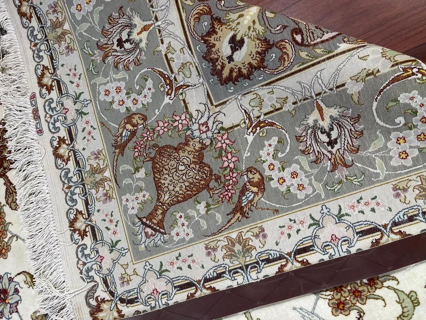 Very Fine Persian Tabriz Rug - Image 7