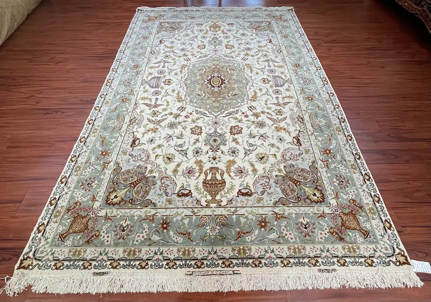 Very Fine Persian Tabriz Rug - Image 11