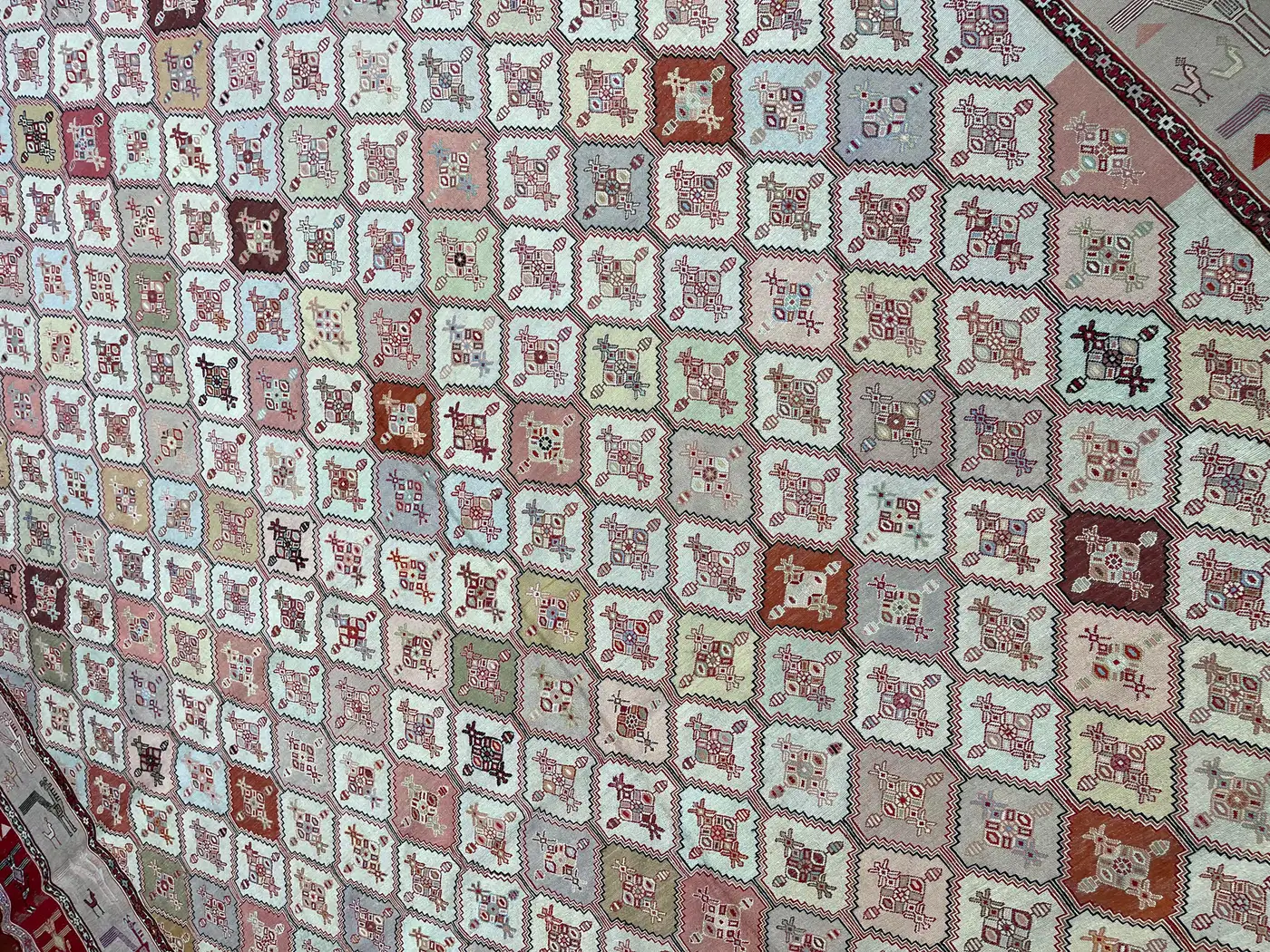 Very Fine Persian Soumak Rug/Carpet - Image 10