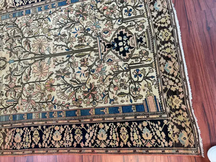 Antique Sarouk Farahan Rug - Image 9