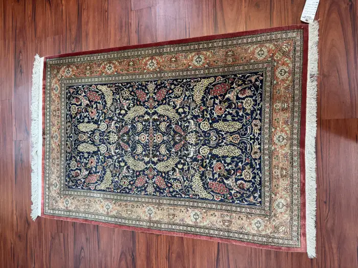 Very Fine Persian Silk Qum Rug - Image 5