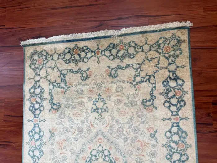 Extremely Fine Persian Silk Que Rug - Image 9