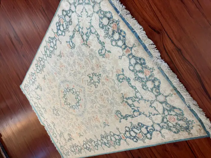 Extremely Fine Persian Silk Que Rug - Image 11