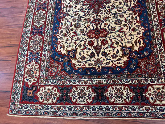 Semi Antique Extremly Fine Persian Isfahan Rug - Image 8