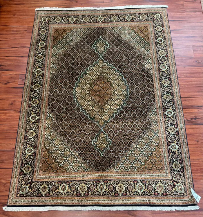 Very Fine Vintage Persian Tabriz Mahi Rug - Image 19