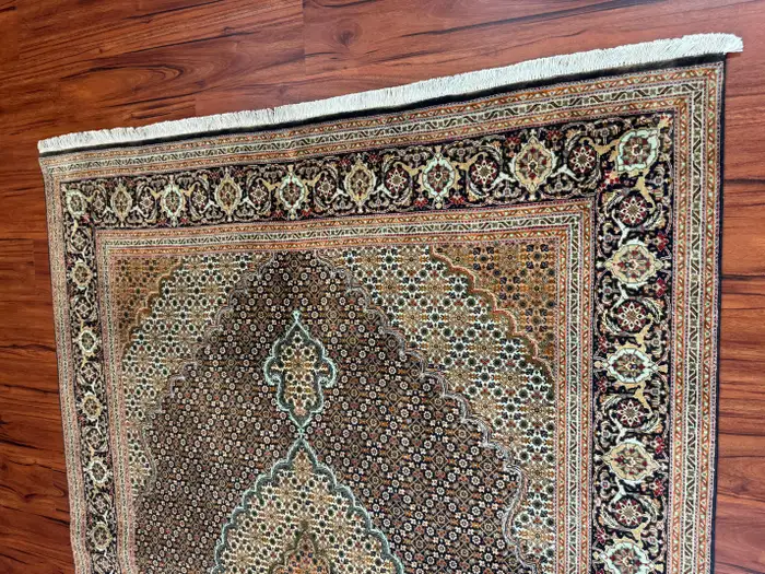 Very Fine Vintage Persian Tabriz Mahi Rug - Image 12