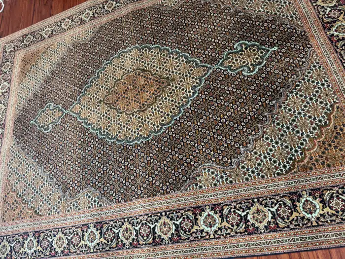Very Fine Vintage Persian Tabriz Mahi Rug - Image 13