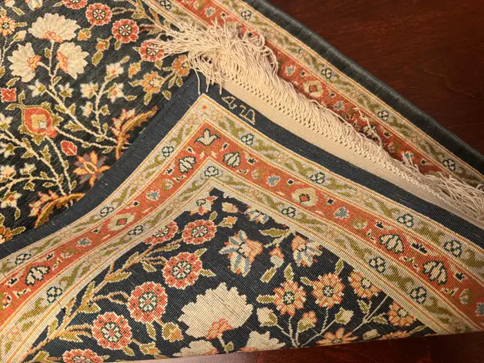 Extremely Fine Turkish Hereke Silk Rug - Image 18