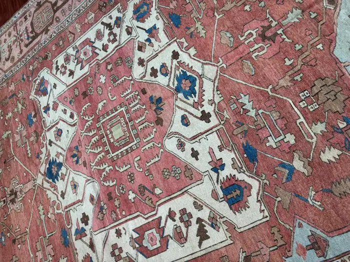 Antique Persian Heriz Serapi Rug - Image 19