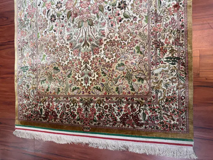 Extremely Fine Persian Isfahan Rug - Image 2
