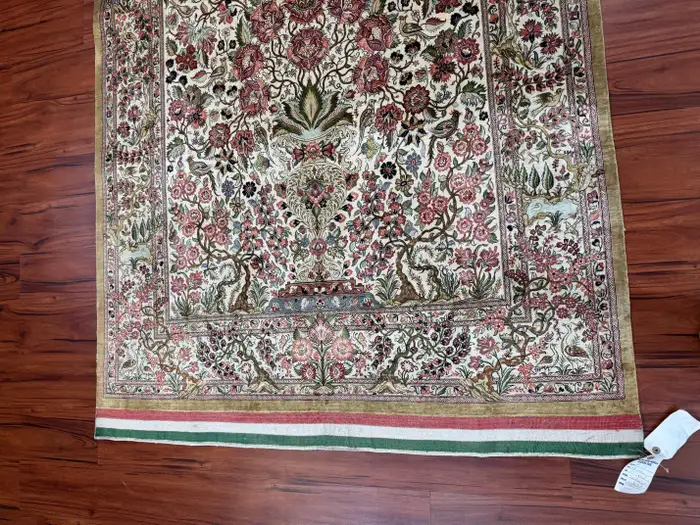 Extremely Fine Persian Isfahan Rug - Image 5