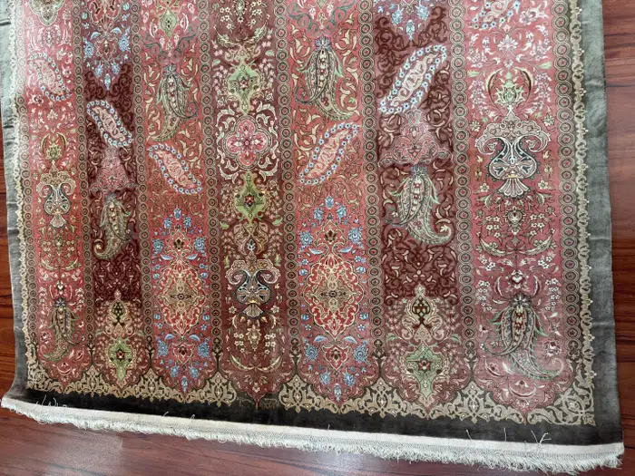 Extremely Fine Persian Silk Qum Rug - Image 16
