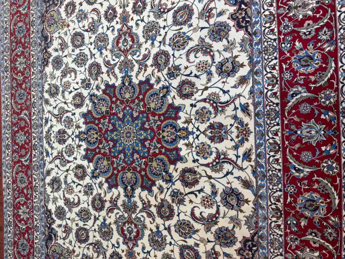 Extremely Fine Persian Isfahan Rug - Image 4