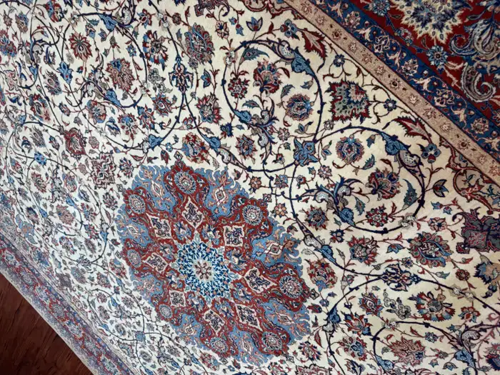 Extremely Fine Semi-Antique Persian Isfahan Rug - Image 5